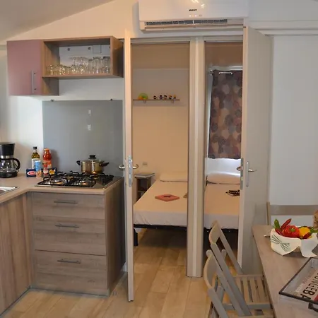 База отдыха Happy Camp Mobile Homes In Amadria Park Trogir