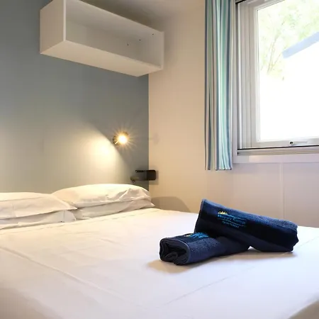 Happy Camp Mobile Homes In Amadria Park Trogir Сегет-Враница