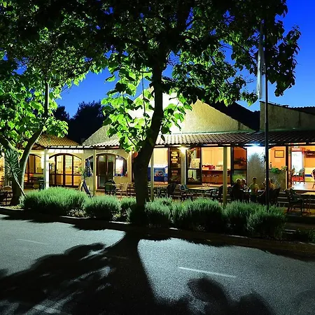 Happy Camp Mobile Homes In Camping Amadria Park Camping Trogir Feriepark 3*